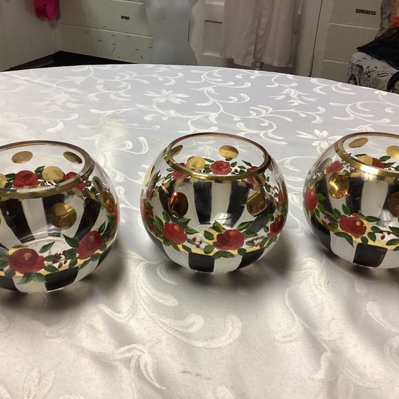 Mackenzie Childs MEDIUM ROSES. N STRIPES - Picture 1 of 8